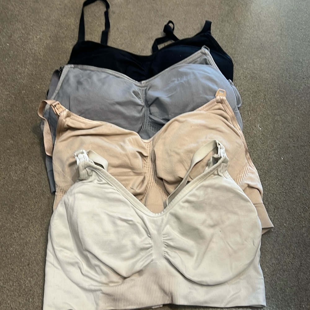 A Pea in the Pod Nursing Bras Small
